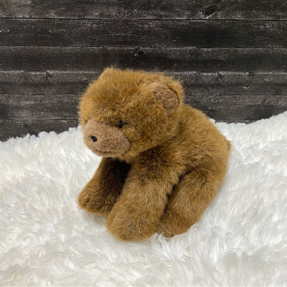 TY CLASSIC BROWN BEAR STUFFED ANIMAL SEATED FLOPPY TOY PLUSH